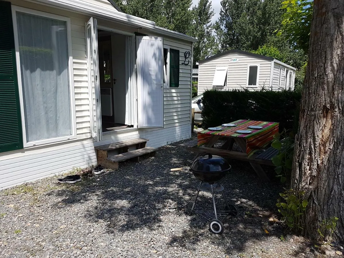 Mobil-home 75 au Camping Le Rioumajou Bourisp France