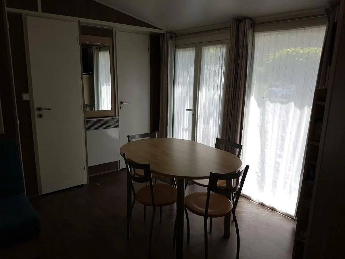 Mobil-home 75 au Camping Le Rioumajou Bourisp